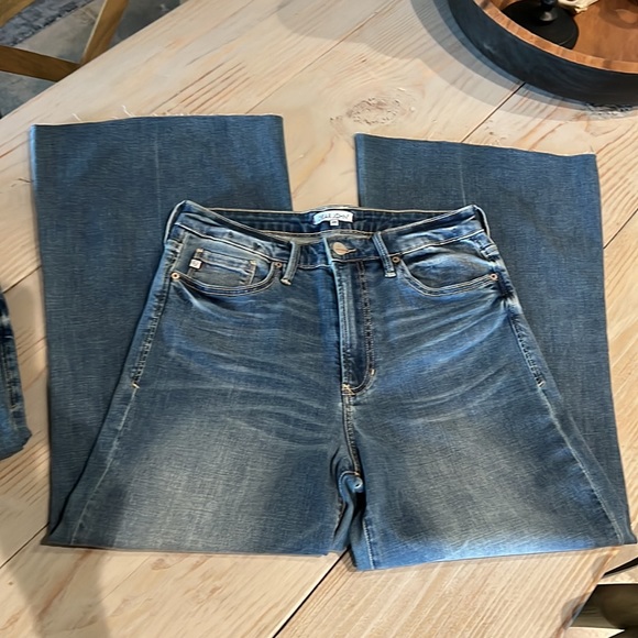 Dear John Miami - Picture 3 of 7